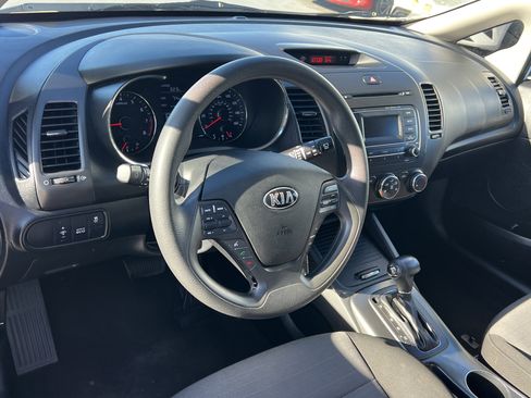 Used 2016 Kia Forte LX image 21