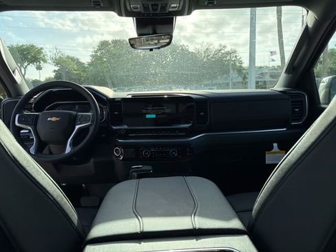 New 2026 Chevrolet Silverado 1500 LTZ w/ LTZ Premium Package AWD/4WD image 25