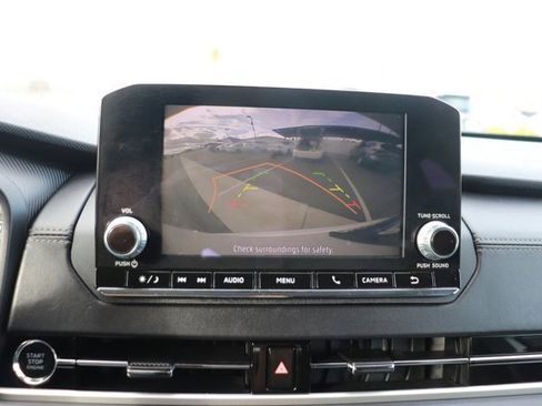 Used 2024 Mitsubishi Outlander ES image 25