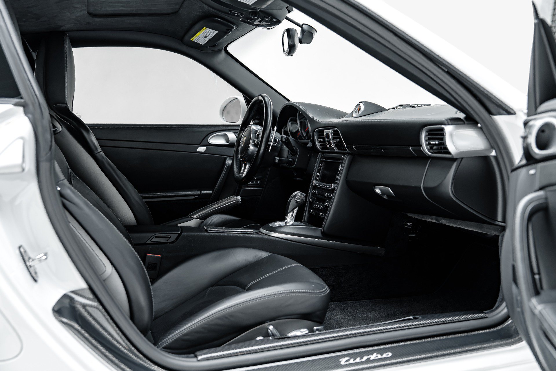 Used 2011 Porsche 911 Turbo AWD/4WD image 35