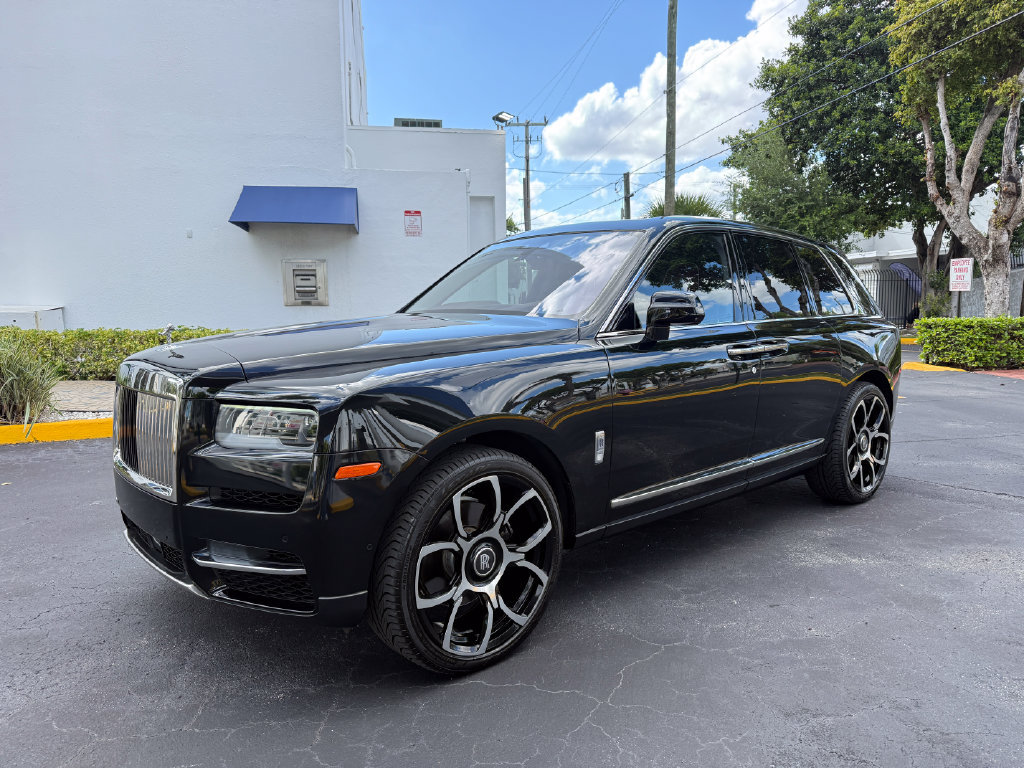 Used 2019 Rolls-Royce Cullinan AWD/4WD image 1