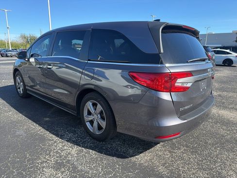 Used 2018 Honda Odyssey EX image 4