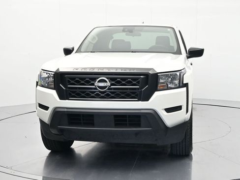 Used 2022 Nissan Frontier S RWD image 2