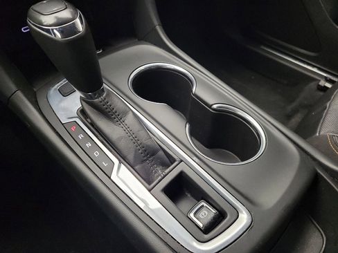 Used 2019 Chevrolet Equinox Premier AWD/4WD image 26