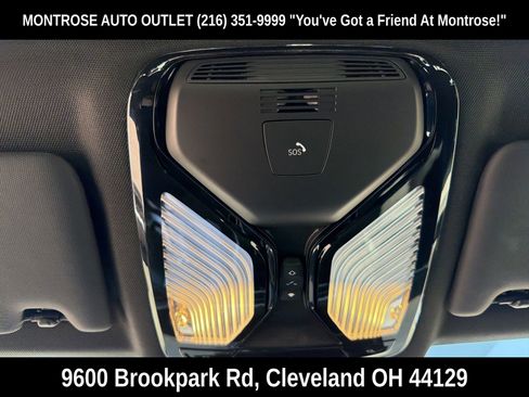 Used 2023 BMW 330i xDrive Sedan AWD/4WD image 15