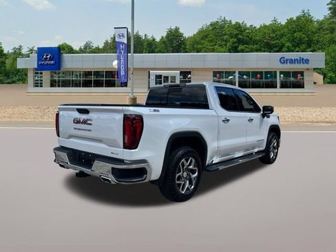 Used 2023 GMC Sierra 1500 SLT w/ SLT Premium Package AWD/4WD image 8