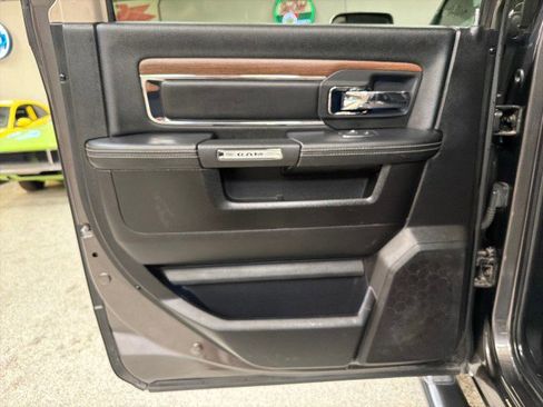 Used 2017 RAM 2500 Laramie image 29