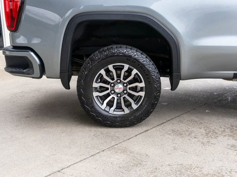 Used 2023 GMC Sierra 1500 AT4 w/ Technology Package image 37