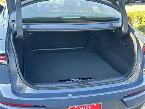 Used 2025 Toyota Crown Platinum image 26