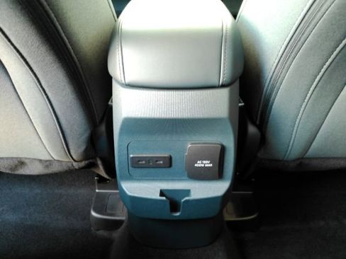 Used 2025 Ford Maverick XLT w/ XLT Luxury Package FWD image 25