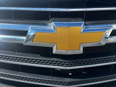 Used 2020 Chevrolet Traverse LT w/ LT Premium Package AWD/4WD image 10