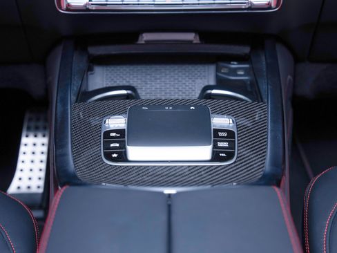 Used 2025 Mercedes-Benz G 63 AMG 4MATIC image 59