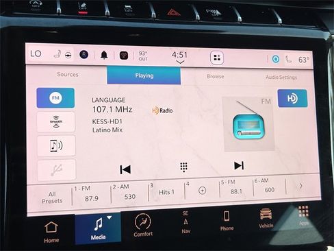 Used 2023 Jeep Grand Cherokee Limited image 18