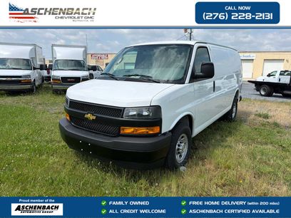 New 2026 Chevrolet Express 3500 w/ Driver Convenience Package