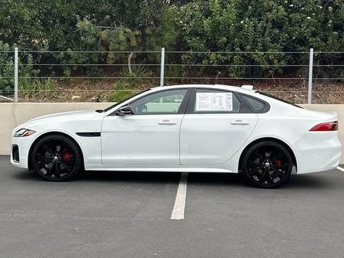 Certified 2024 Jaguar XF R-Dynamic SE AWD/4WD image 2