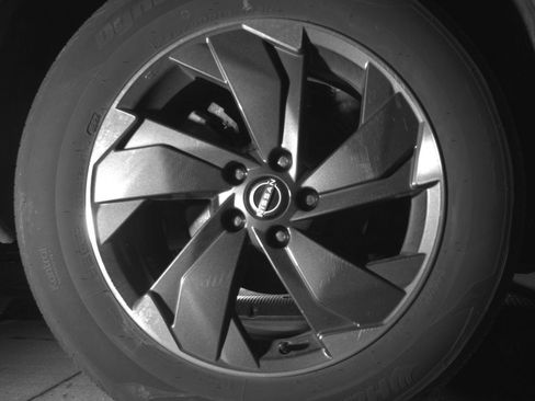 Used 2025 Nissan Rogue SV AWD/4WD image 18