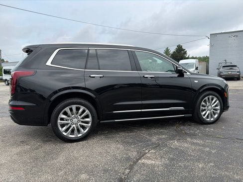 Used 2025 Cadillac XT6 Premium Luxury w/ Technology Package AWD/4WD image 7