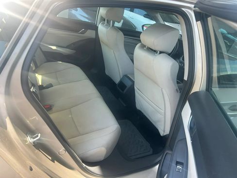 Used 2018 Honda Accord LX image 5