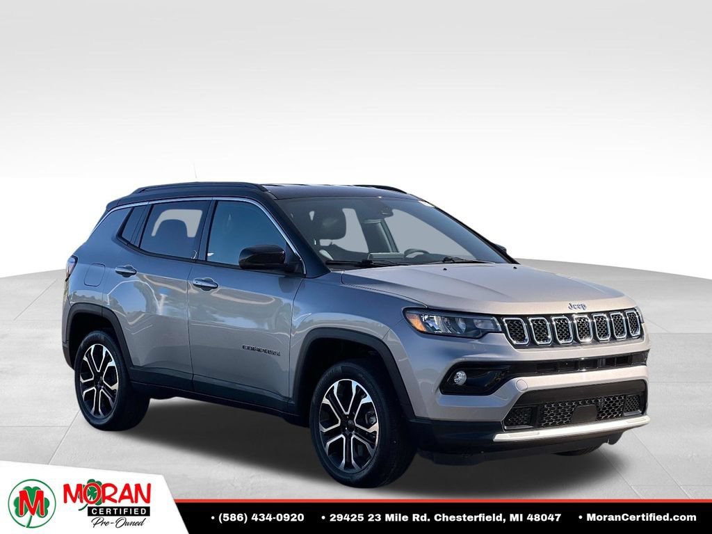 Used 2023 Jeep Compass Limited AWD/4WD image 7