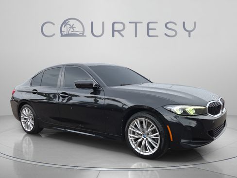 Used 2023 BMW 330i Sedan w/ Driving Assistance Package RWD image 7
