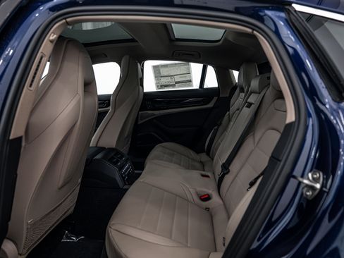 Certified 2026 Porsche Panamera 4 AWD/4WD image 22