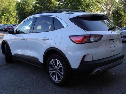 Used 2022 Ford Escape SEL FWD image 3