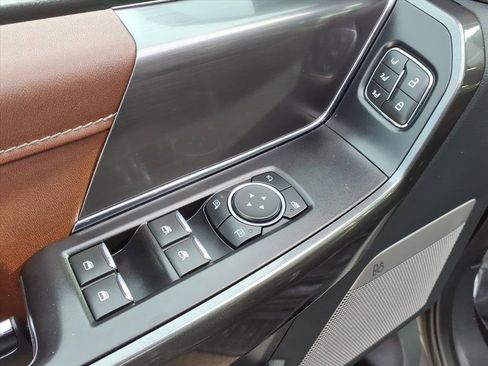 Used 2021 Ford F150 Lariat w/ Equipment Group 502A High image 21