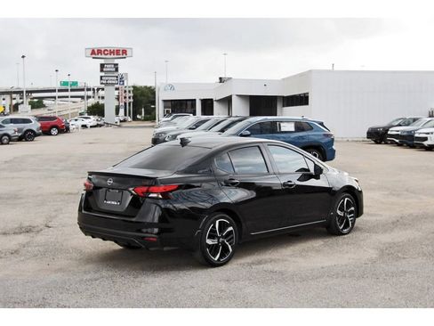 Used 2023 Nissan Versa SR w/ Trunk Package FWD image 7