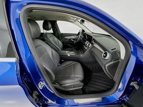 Used 2022 Mercedes-Benz GLC 300 image 30