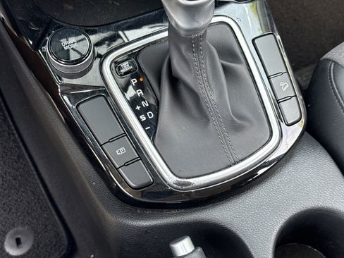 Certified 2024 Kia Seltos S FWD image 8