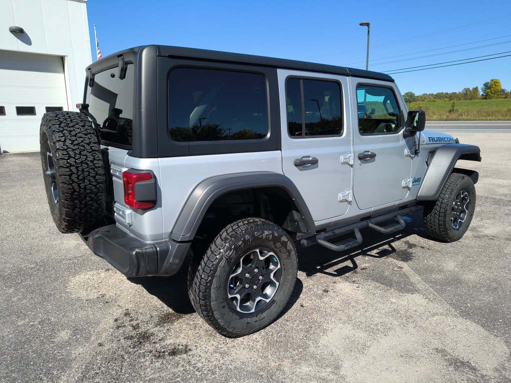 Used 2023 Jeep Wrangler Unlimited Rubicon 4xe AWD/4WD image 5