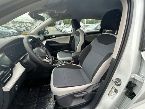 New 2025 Volkswagen Taos S image 7