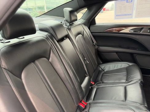 Used 2019 Lincoln MKZ Reserve AWD/4WD image 32