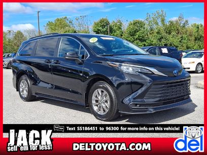 Certified 2025 Toyota Sienna LE