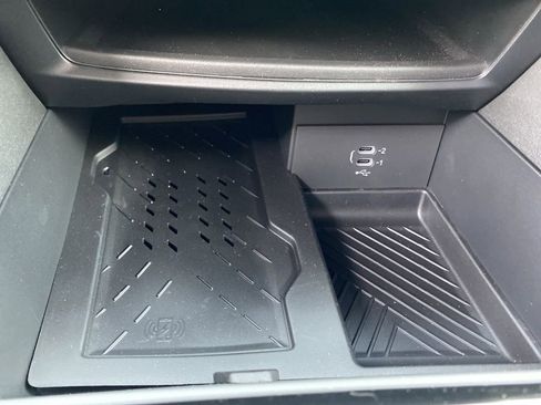 New 2026 Chrysler Pacifica Limited w/ S Appearance Package image 40