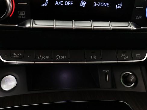 Used 2023 Audi Q5 2.0T Premium Plus w/ Premium Plus Package AWD/4WD image 55