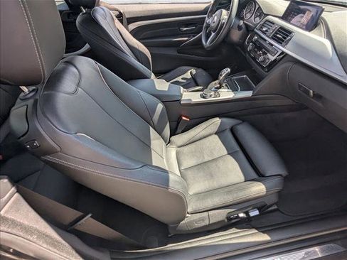 Used 2019 BMW 440i Coupe w/ M Sport Package RWD image 22