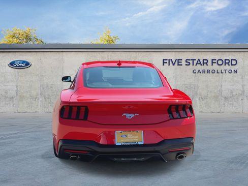 Used 2024 Ford Mustang Coupe RWD image 7