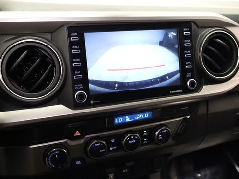 Used 2022 Toyota Tacoma SR5 image 21