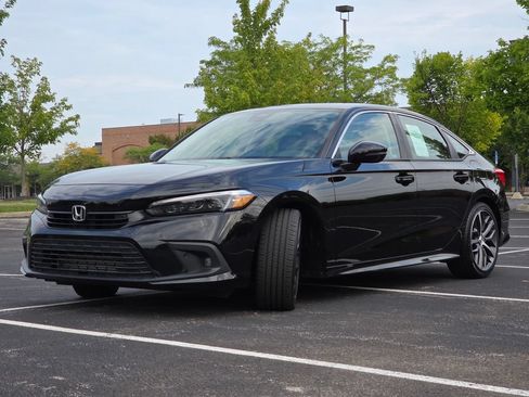 Certified 2024 Honda Civic Touring image 23