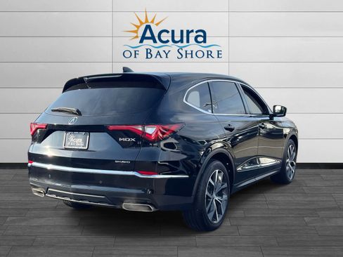 Used 2023 Acura MDX SH-AWD w/ Technology Package image 4
