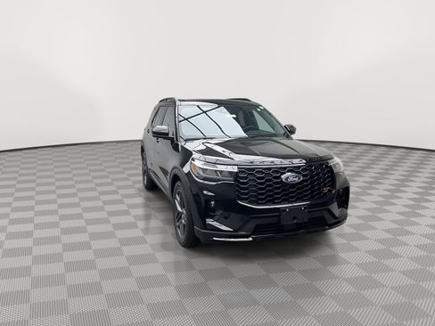 New 2026 Ford Explorer ST w/ Sun And Sound Package image 38
