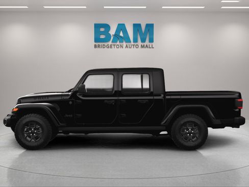 New 2025 Jeep Gladiator Willys image 4