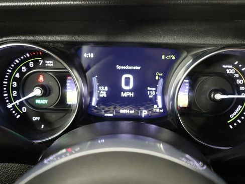Used 2023 Jeep Wrangler Unlimited Sahara w/ Cold Weather Group AWD/4WD image 11
