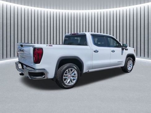 Certified 2022 GMC Sierra 1500 SLT AWD/4WD image 7