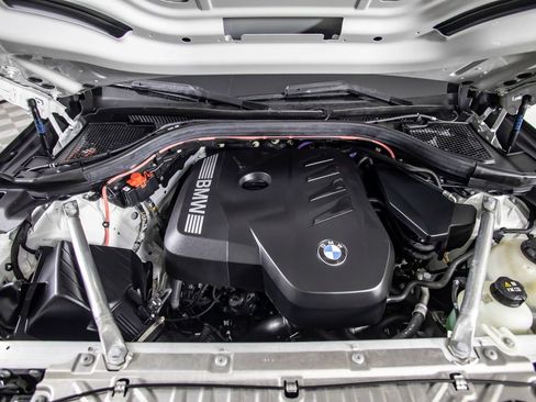 Used 2025 BMW X3 xDrive30i w/ Convenience Package AWD/4WD image 47
