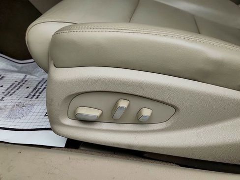 Used 2014 Cadillac XTS image 11