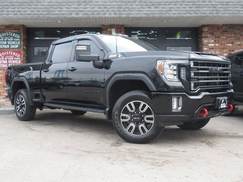 Used 2022 GMC Sierra 3500 AT4 w/ AT4 Preferred Package image 1