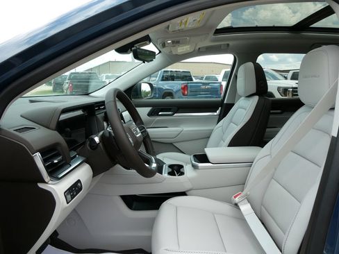 New 2026 GMC Terrain Denali AWD/4WD image 16