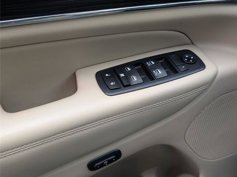 Used 2020 Jeep Grand Cherokee Limited image 19